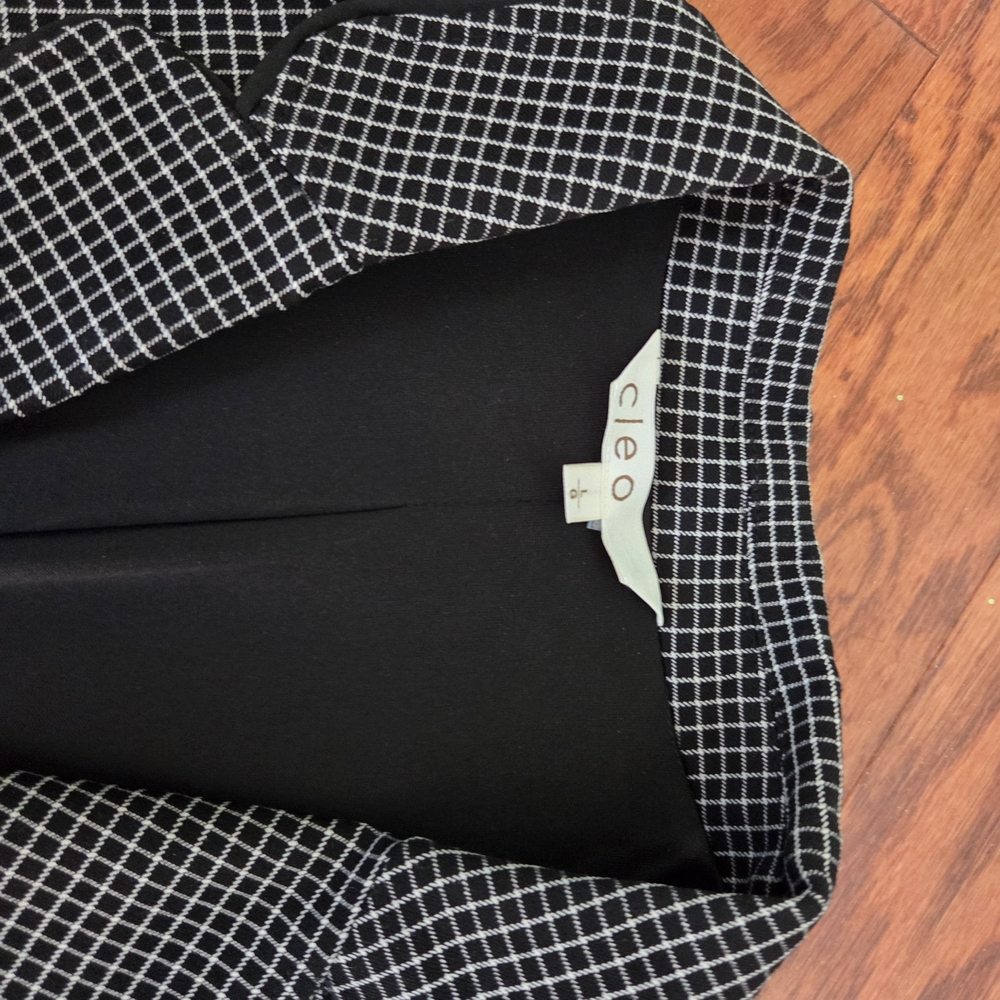 Cleo Black and White Houndstooth Blazer - Picture 6 of 10